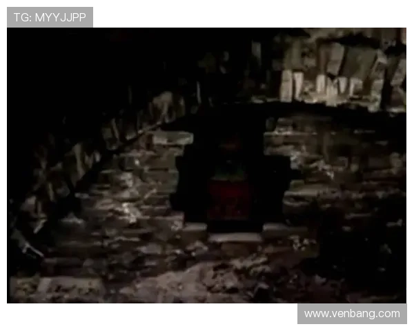 围绕古老棺材传说引发连串怪异事件的悬疑传奇影视故事